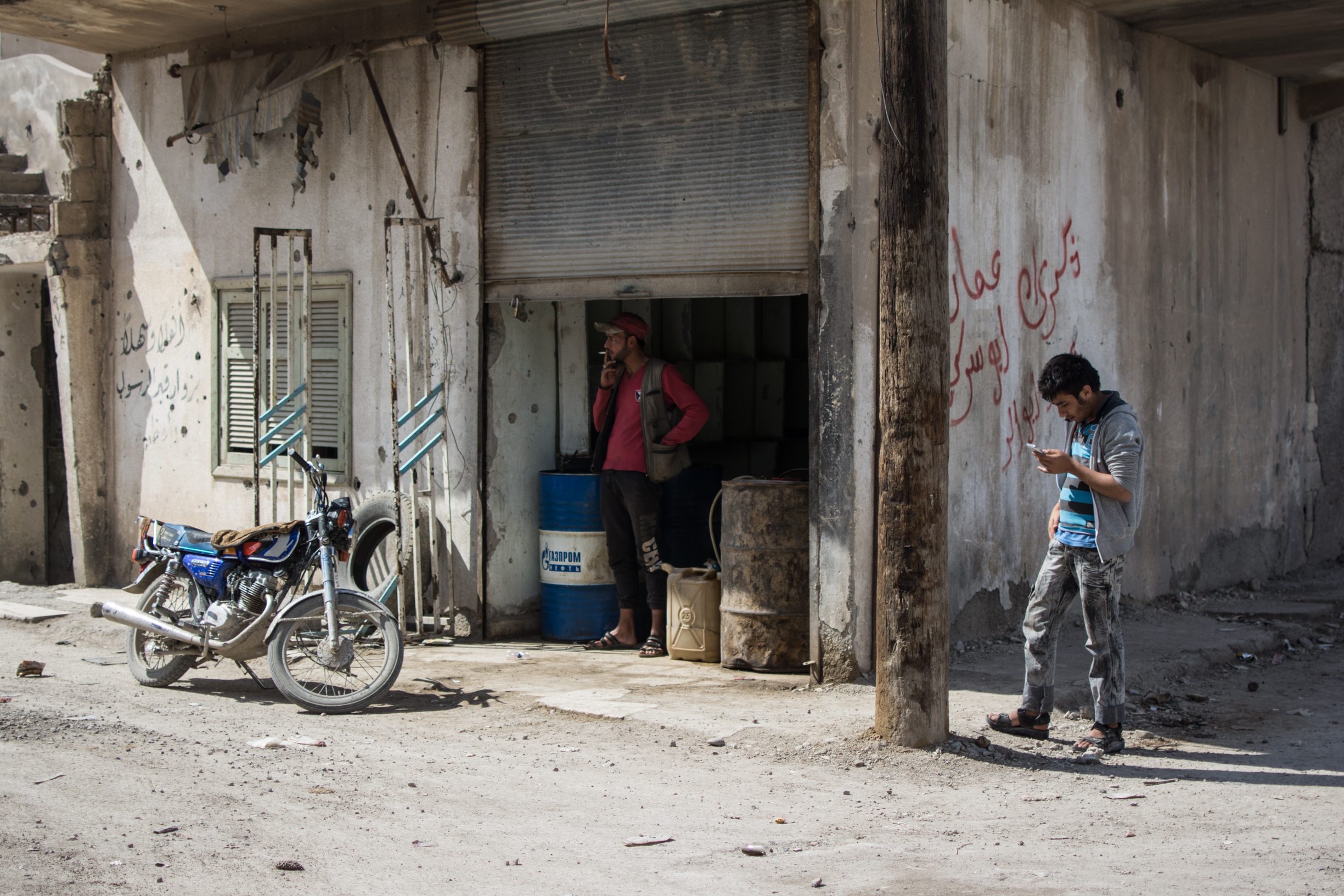 Photoreportage au Kurdistan. Notre reporter Pierre-Yves Baillet en Syrie avec les combattants kurdes.